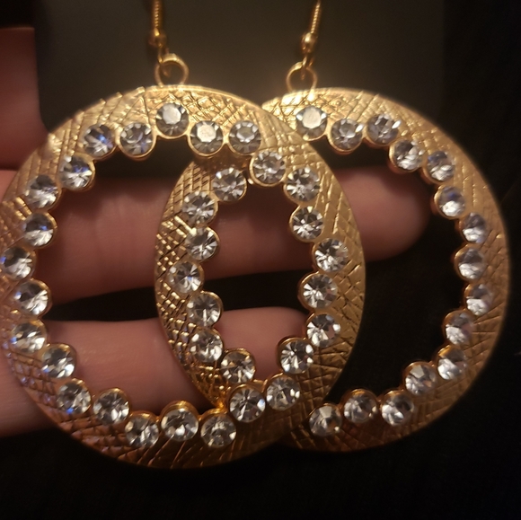 PAPARAZZI BLING - Picture 3 of 4